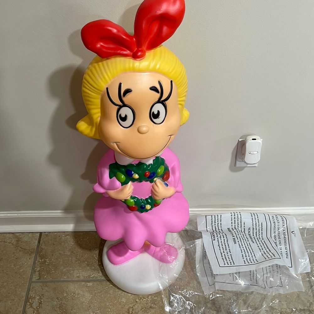 NEW 36” Cindy Lo Blow Mold. Never used.